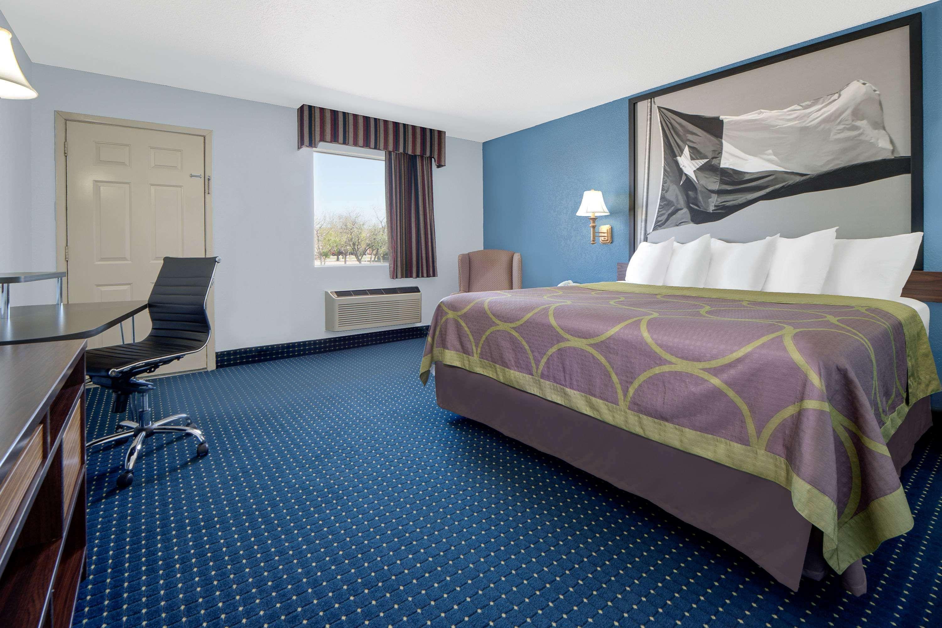 Super 8 By Wyndham Dumas Tx Motel Екстериор снимка