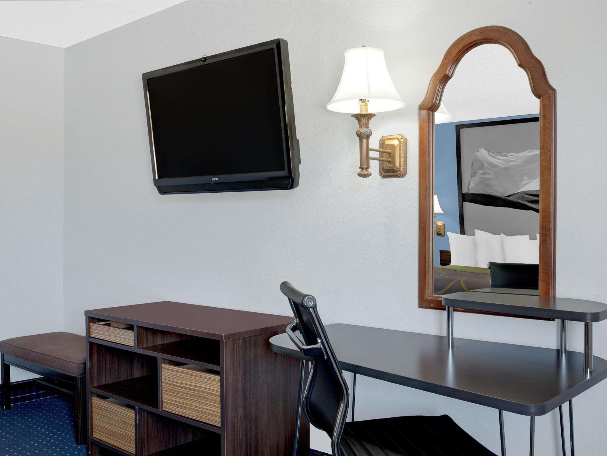 Super 8 By Wyndham Dumas Tx Motel Екстериор снимка