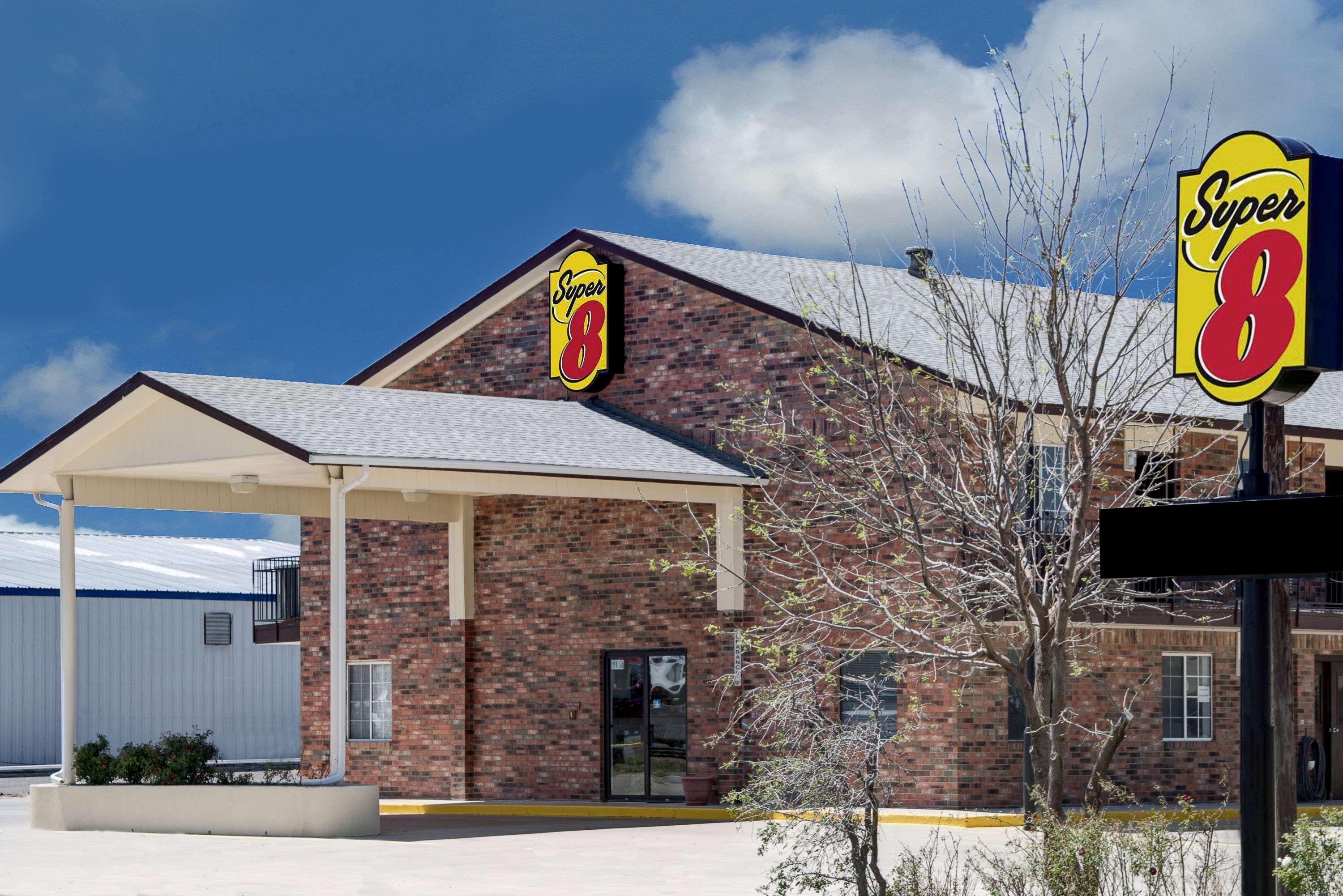 Super 8 By Wyndham Dumas Tx Motel Екстериор снимка